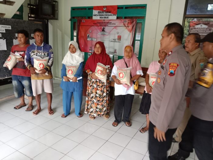 BANTUAN BERAS POLRES KEBUMEN 01