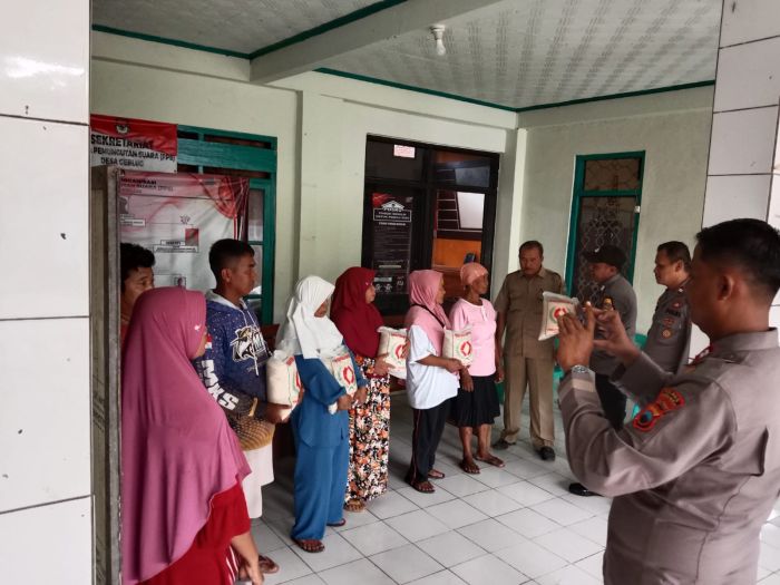 BANTUAN BERAS POLRES KEBUMEN