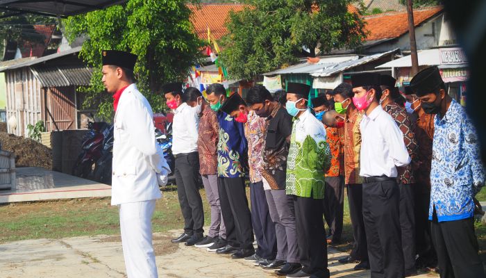 UPACARA PERINGATAN HUT RI KE-75 DESA GEBLUG